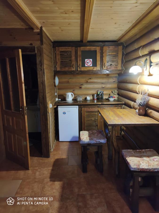 "Волчья Хижина" Khmel'nyts'kyy Luaran gambar
